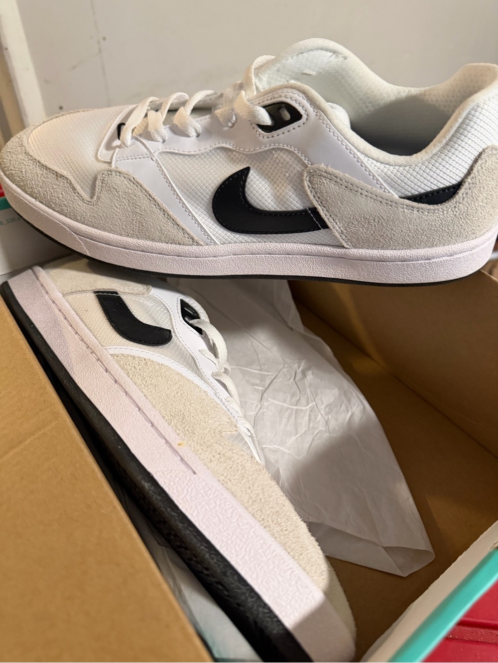 Nike Low-Profile White and Black Skate Sneakers with Cream Suede Accents